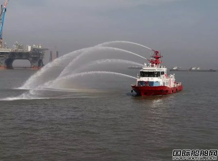 海新船务建造200吨级消防船完成试航